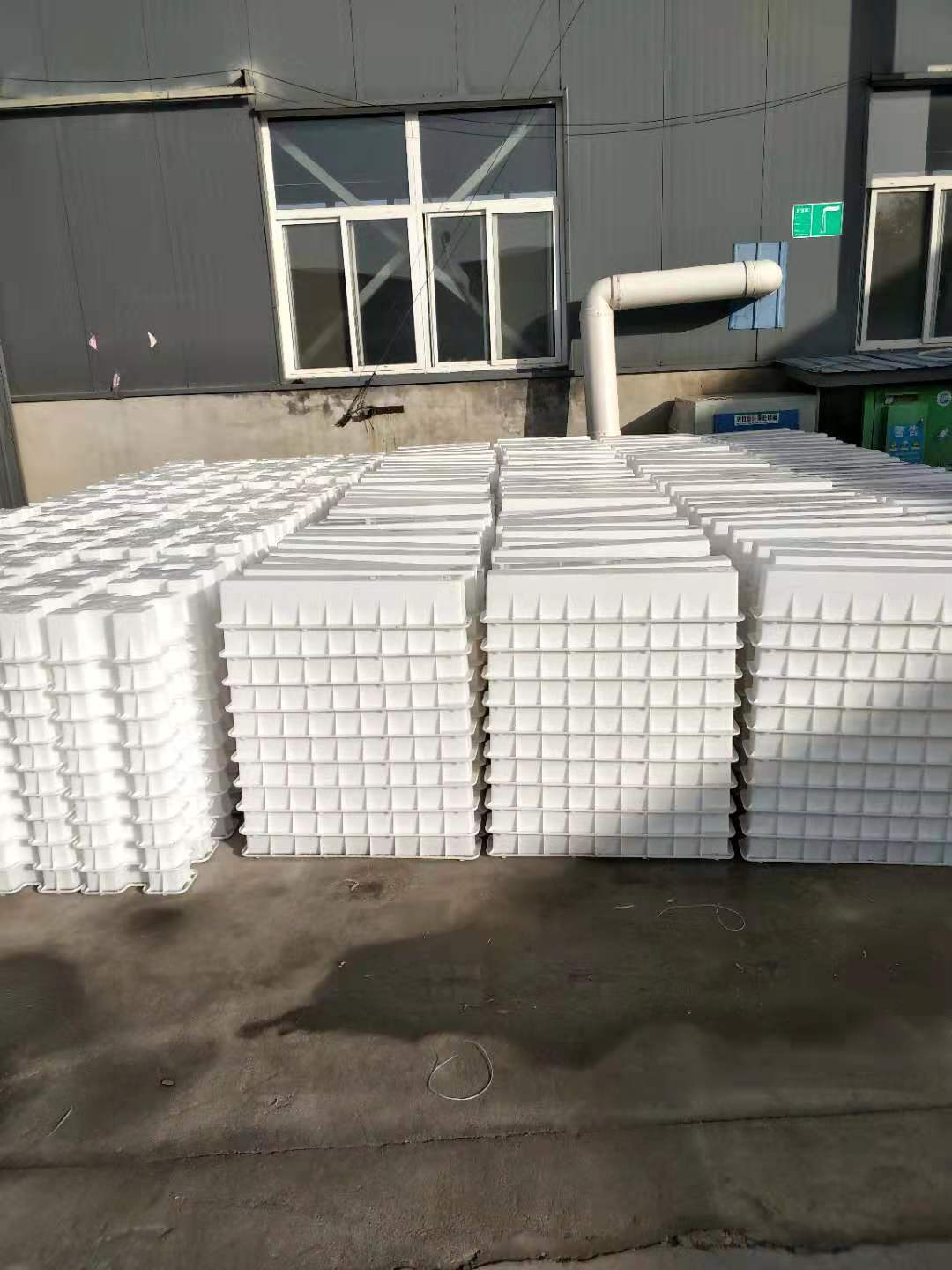 1606954264831090.jpg 模具厂家